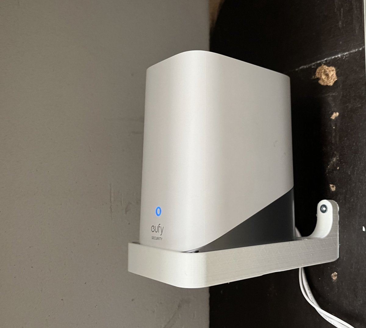 Muurbeugel geschikt voor Eufy Homebase 3 / V3 - Wit - Eenvoudige Installatie - Hoogwaardige Materialen